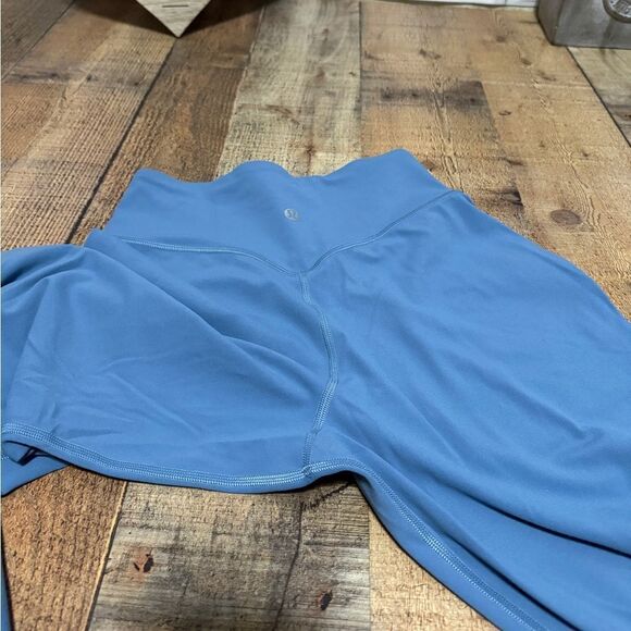 Lululemon Align High-Rise Cropped Jogger
Utility Blue - Picture 13 of 14